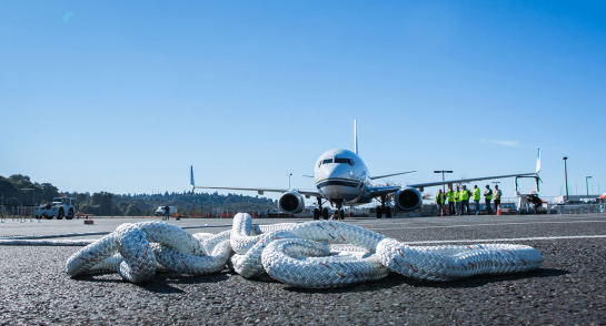 Alaskaplanepull-thumbnail