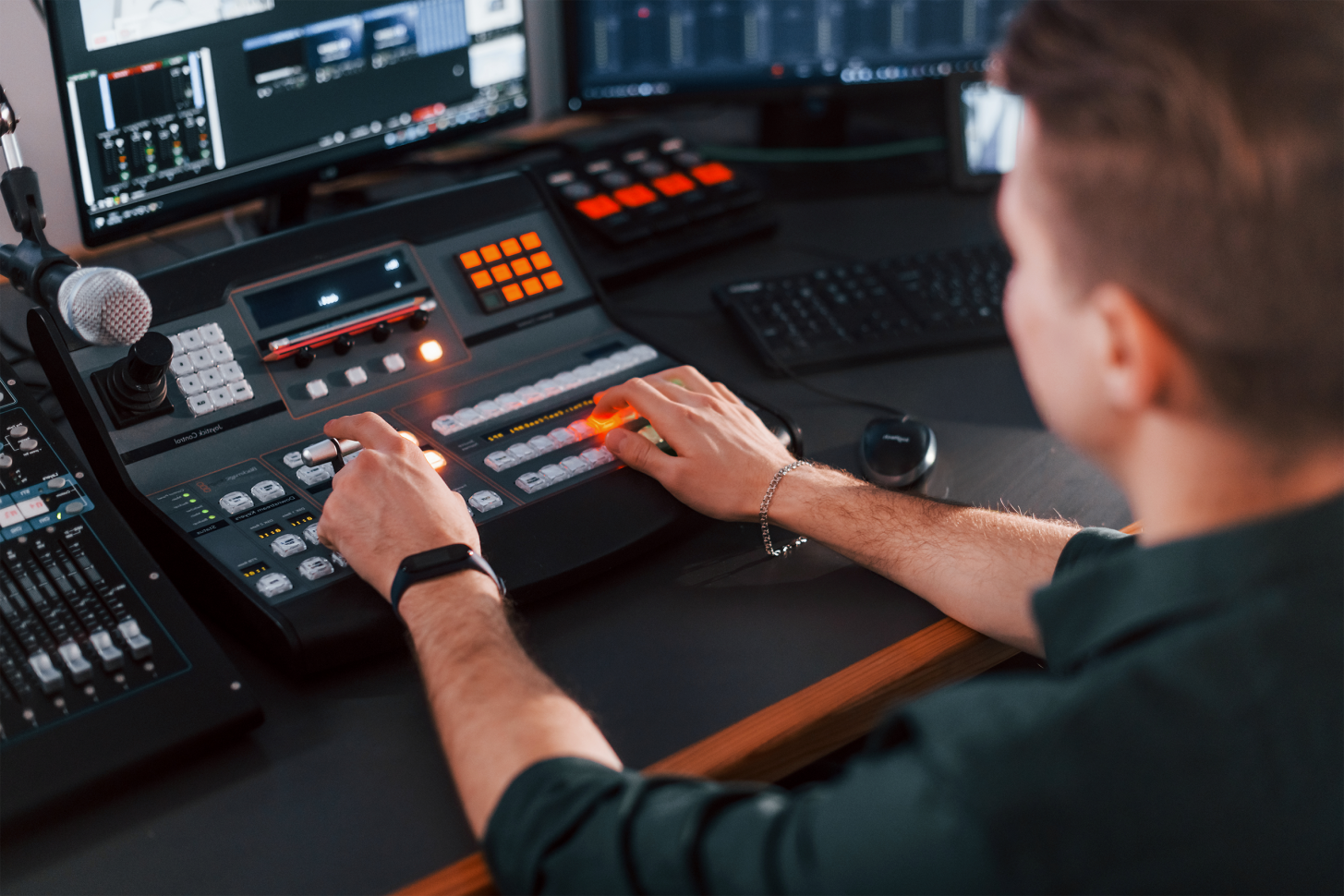 setting-the-equipment-young-man-is-indoors-in-the-2025-03-18-20-22-32-utc